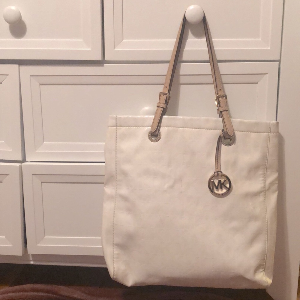 SOLD White Michael Kors tote bag